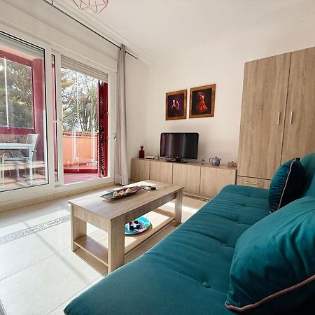Suite Maimonides Fuengirola Bagian luar foto