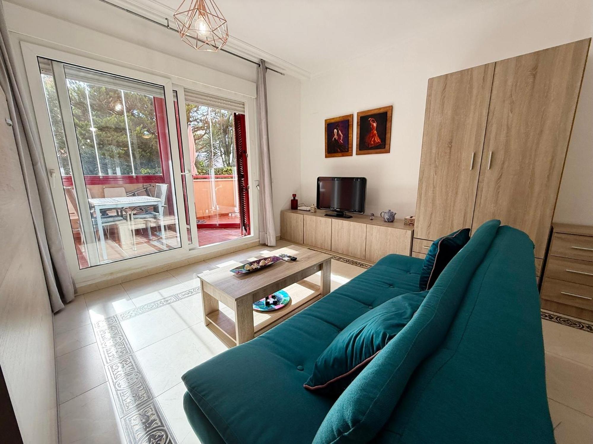 Suite Maimonides Fuengirola Bagian luar foto